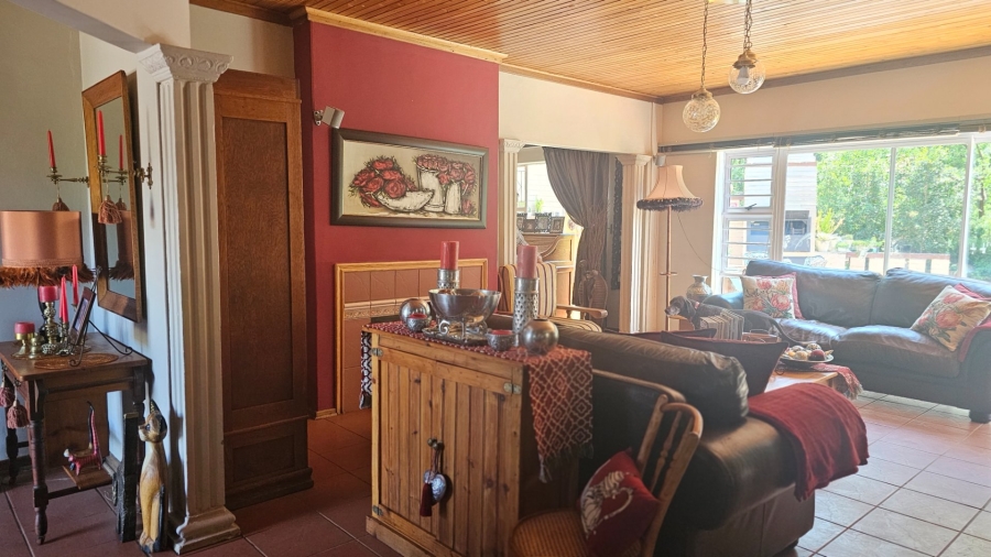4 Bedroom Property for Sale in Universitas Free State
